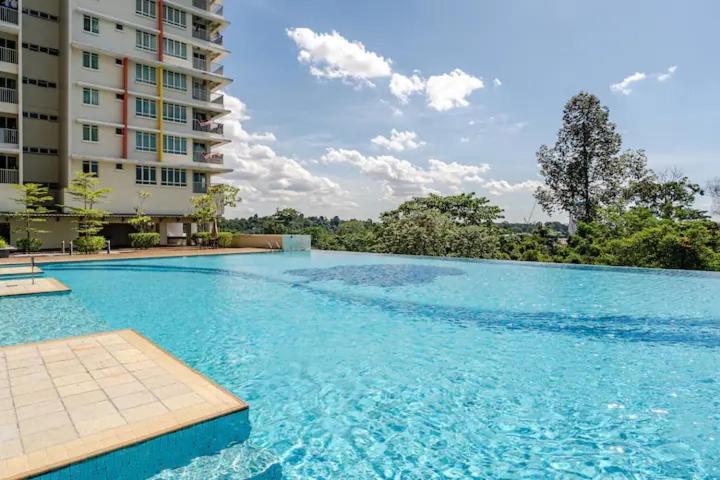 Appartement Suasana Residensi Damai à Petaling Jaya Extérieur photo